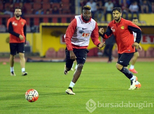 Eskişehir Atatürk Stadyumu'nda son antrenman
