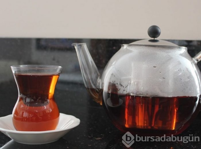 Demlikte kalan çayı dökmeyin!