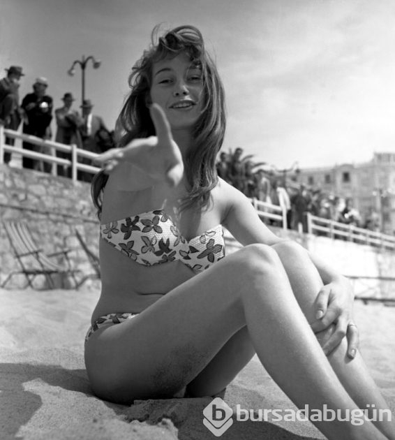 Bikini 70 yaşında