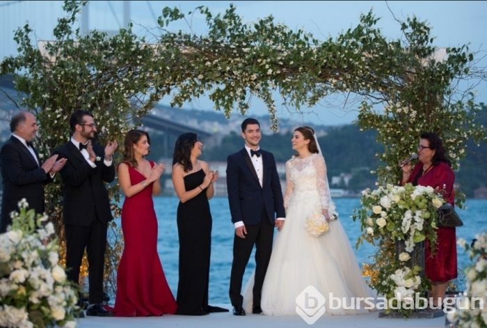 Kaan Yıldırım ve Ezgi Eyüboğlu evlendi
