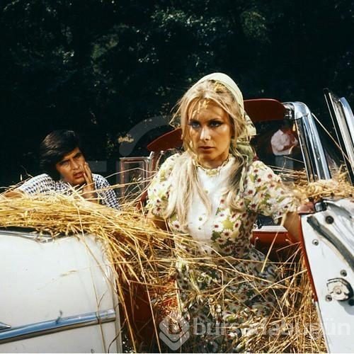 4500 fotoğraflık Filiz Akın sergisi açıldı