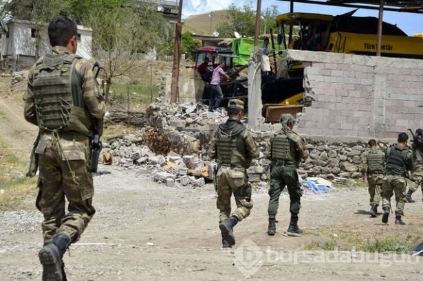 PKK'lı terörist öldürdüğü kişilerin taziye yemeğini yemiş