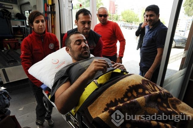 Ata Demirer kaza geçirdi