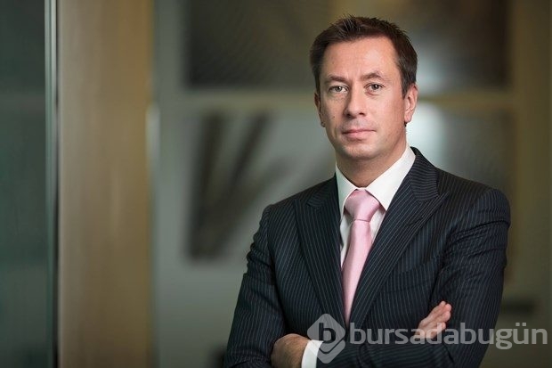 2 milyar dolara hükmeden holigan