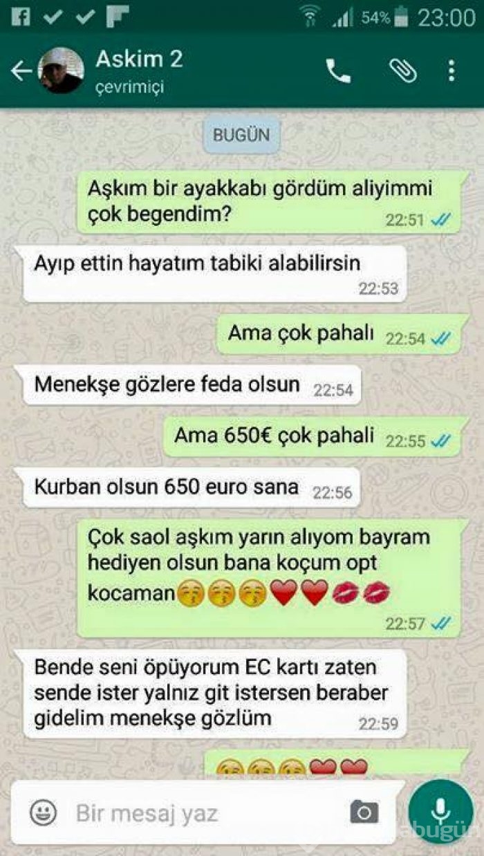 Kadınların ayakkabı aşkı