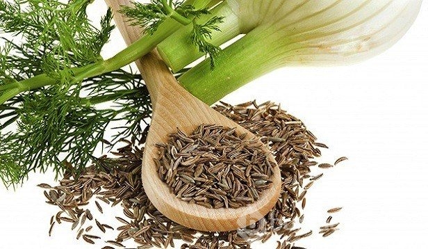 Bademi bir gece suda bekletip yerseniz...