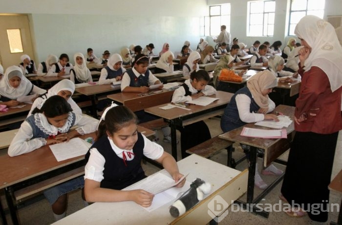 Öğrenciler kopya çekmesin diye tüm ülkedeki interneti kestiler