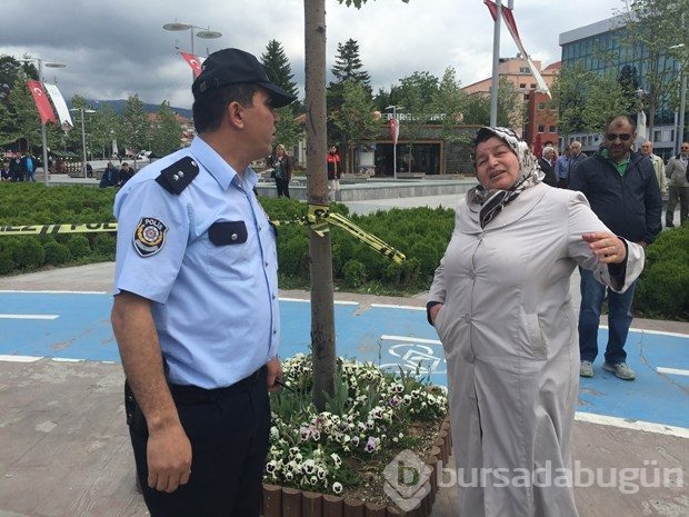 Oyuncak ayı patlatılmaktan kurtuldu
