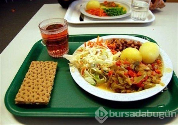 İşte ülkelere göre okullarda sunulan yemekler!