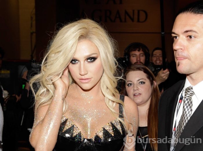 Kesha'ya bir darbe daha
