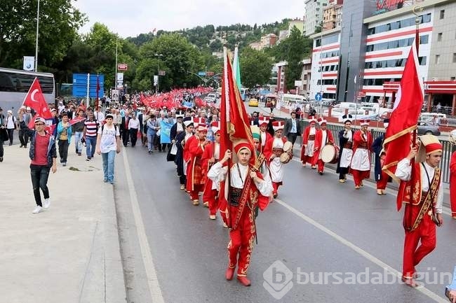 Gençlik ve Fetih Şöleni büyük yürüyüşle başladı