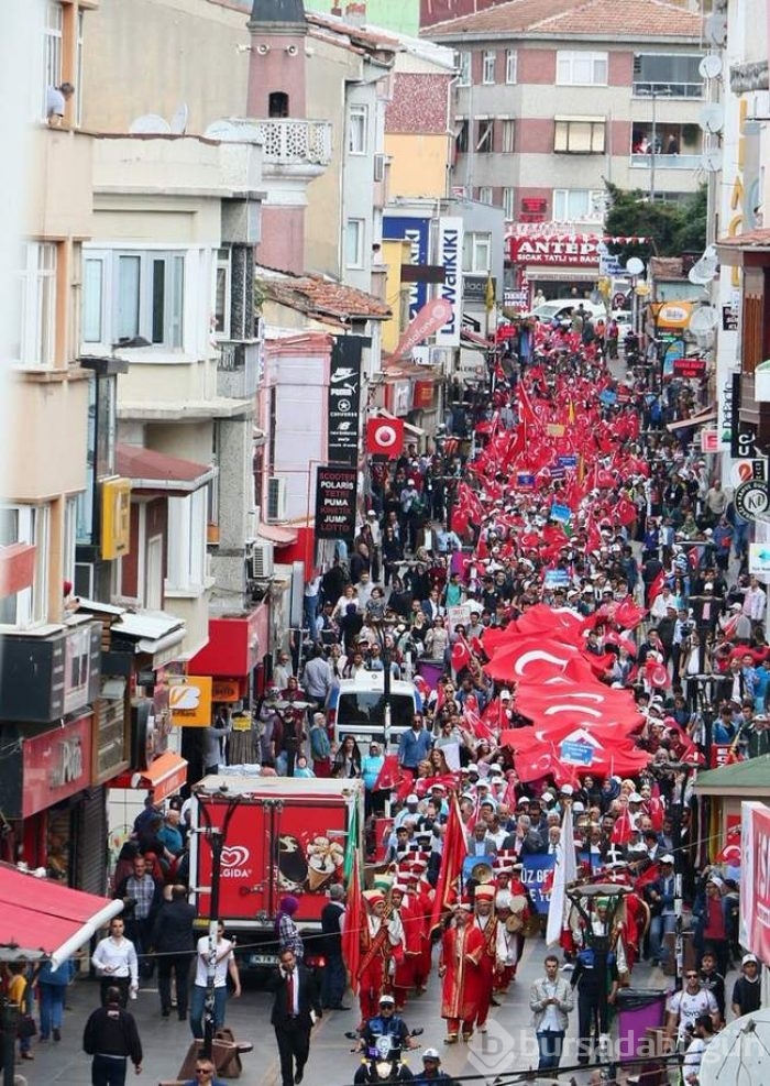 Gençlik ve Fetih Şöleni büyük yürüyüşle başladı
