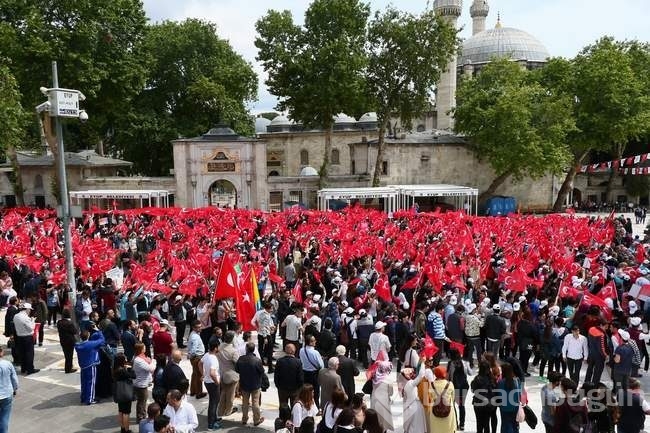 Gençlik ve Fetih Şöleni büyük yürüyüşle başladı