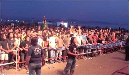 Zeytinli Rock Festivali'ne geri sayım başladı