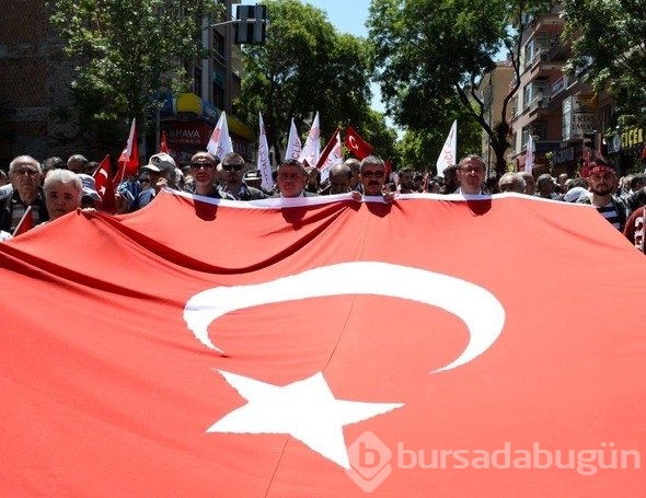 CHP Anıtkabir'e yürüdü