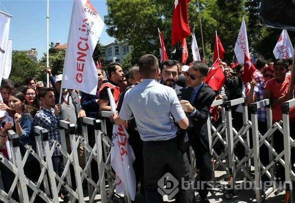 CHP Anıtkabir'e yürüdü
