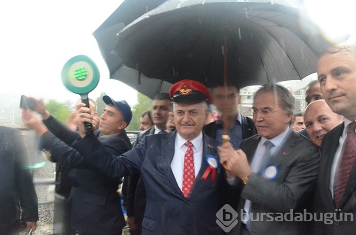 AK Parti'nin Genel Başkan adayı Binali Yıldırım kimdir?
