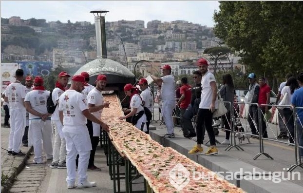 Dünyanın en uzun pizzası 1853 metre