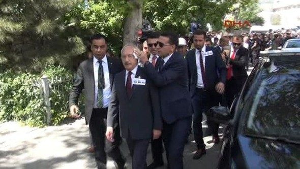 Kılıçdaroğlu'na yumurtalı saldırı