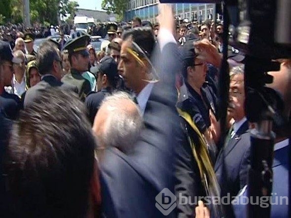 Kılıçdaroğlu'na yumurtalı saldırı