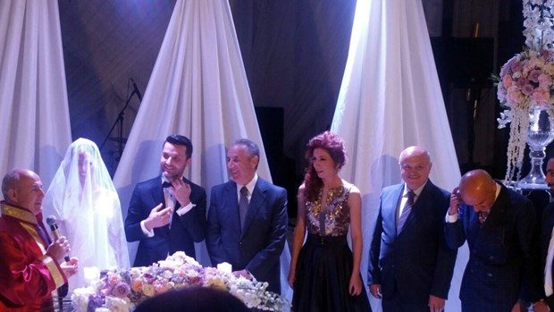 Sinan Özen konserde tanıştığı hayranıyla evlendi