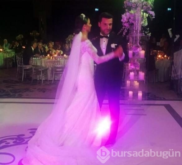 Sinan Özen, Burcu Kartal ile evlendi