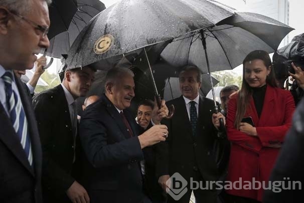 Binali Yıldırım'dan şaşırtan hareket
