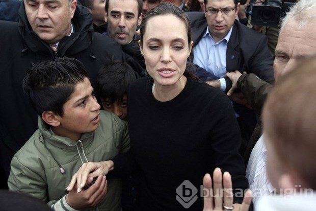 Angelina Jolie üniversitede ders verecek