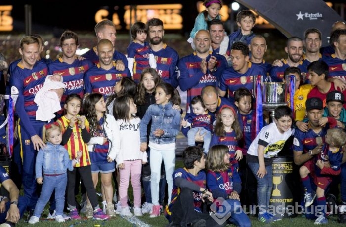Barcelona, zaferlerini kutladı