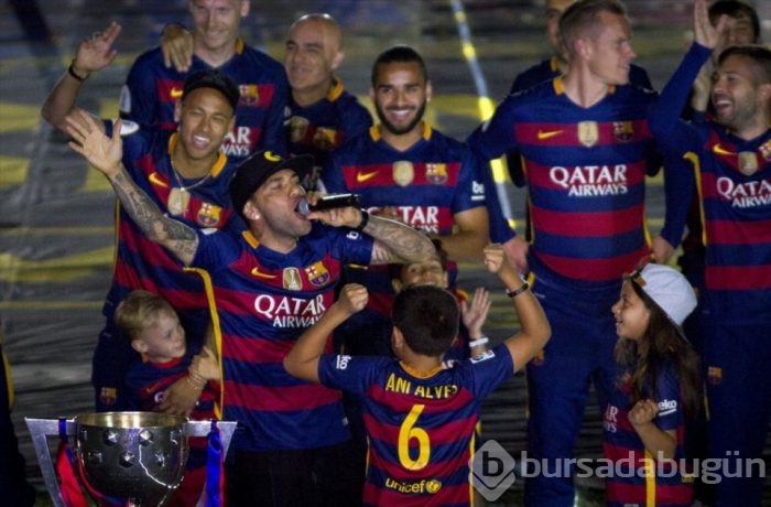 Barcelona, zaferlerini kutladı