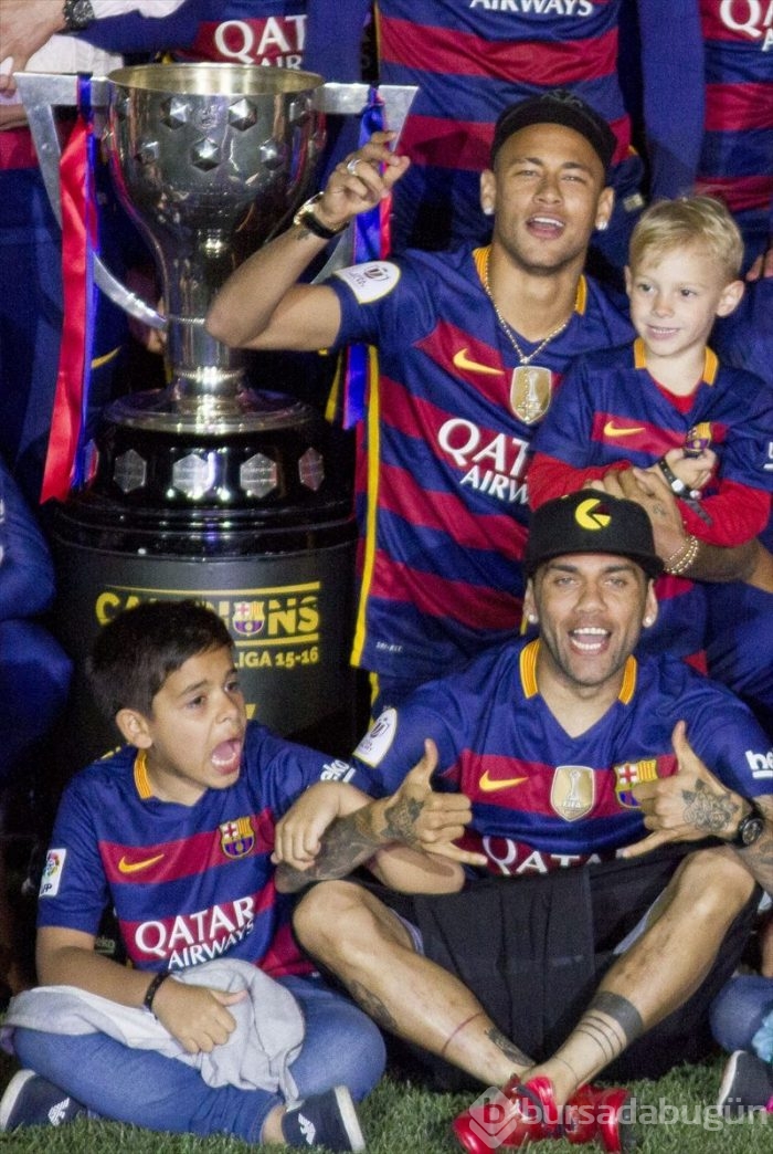 Barcelona, zaferlerini kutladı