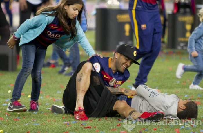 Barcelona, zaferlerini kutladı