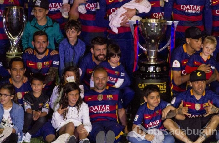 Barcelona, zaferlerini kutladı
