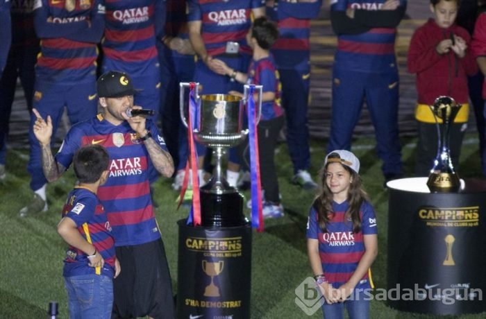 Barcelona, zaferlerini kutladı