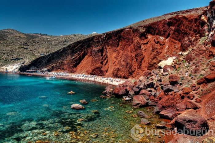 Dünyanın renkli plajları