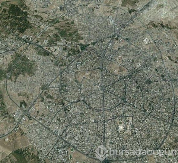 Google Earth'e yansıyan sıradışı görüntüler