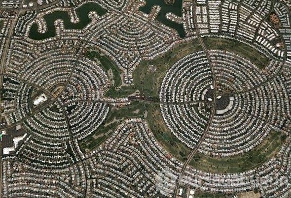 Google Earth'e yansıyan sıradışı görüntüler
