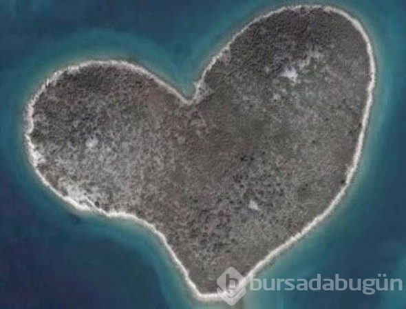 Google Earth'e yansıyan sıradışı görüntüler