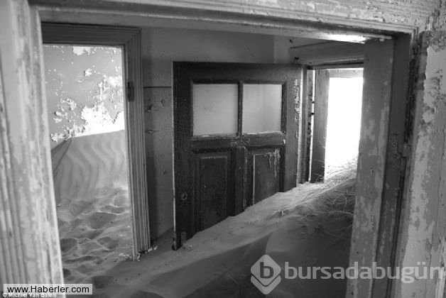 Çöl tarafından yutulan şehir: Kolmanskop