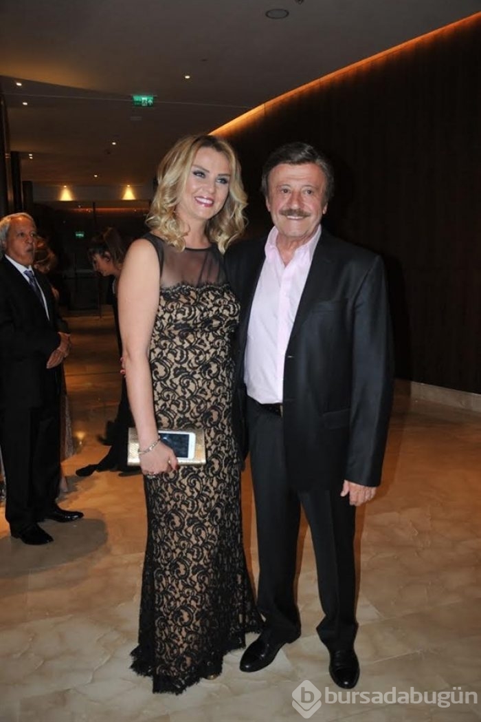 Mustafa Sarp ve Şehnaz Özkaya evlendi!