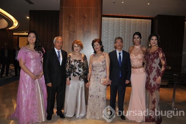 Mustafa Sarp ve Şehnaz Özkaya evlendi!