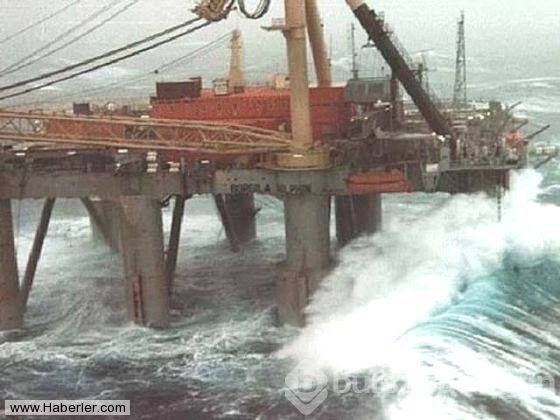 Denizde meydana gelen felaket anları