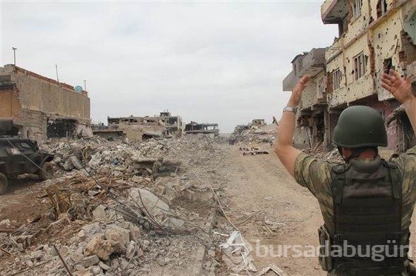 Nusaybin'de 42 PKK'lı terörist böyle teslim oldu...