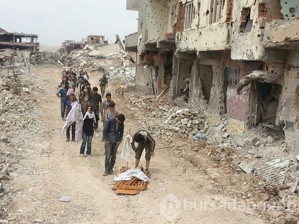 Nusaybin'de 42 PKK'lı terörist böyle teslim oldu...