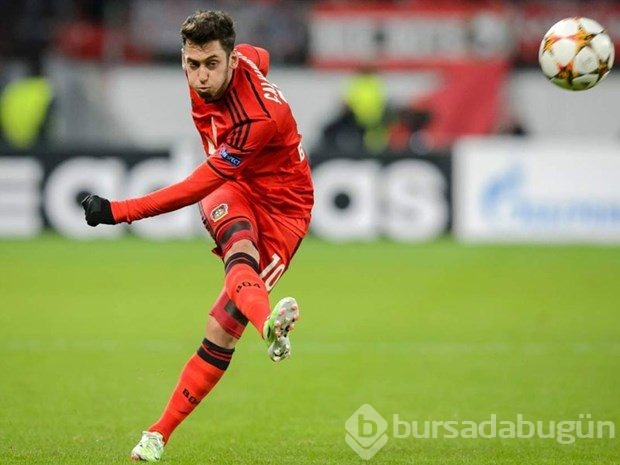 Hakan Çalhanoğlu'na şantaj yapan şarkıcıya soruşturma
