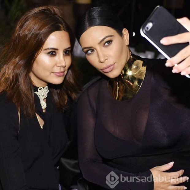 Ünlüler de selfie sever