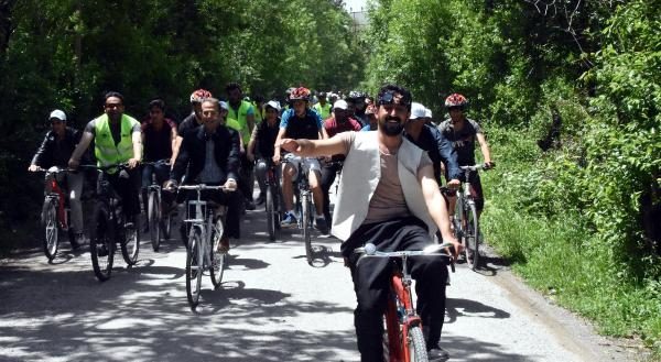 Gevaş'ta 'Deli Emin Bisiklet Şenliği'