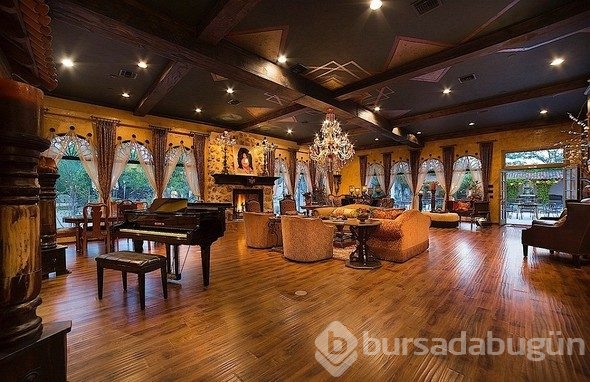 Michael Jackson'ın görkemli malikanesi satışa çıktı