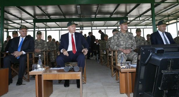 Cumhurbaşkanı ve Başbakan Efes 2016 tatbikatında