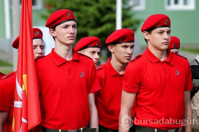 Putin'in çocuk ordusu